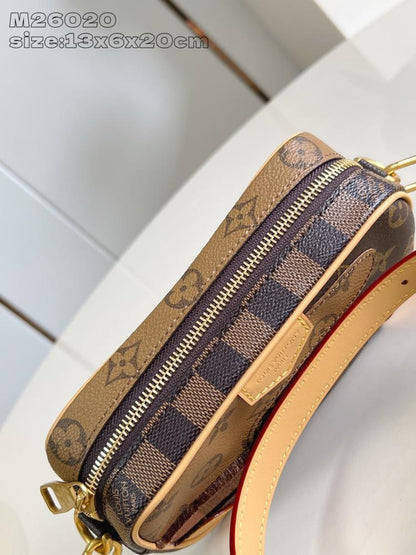 Elegant Crossbody Bag