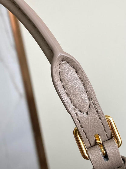 Modern Italian-Inspired Leather Shoulder Bag