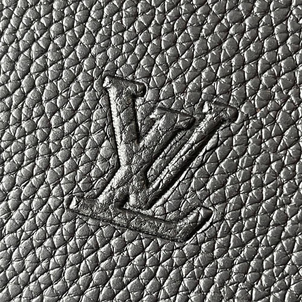 Stylish Refined Quilted Leather Top Handle Bag