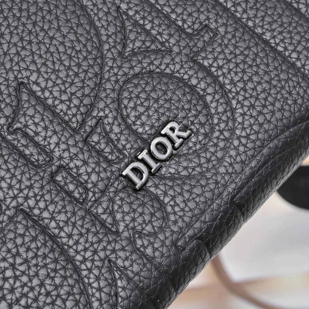 Alma Leather Shoulder Bag