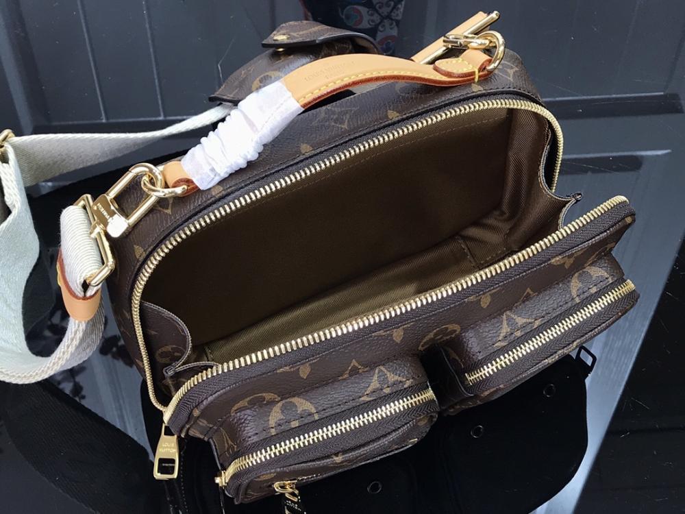 Practical Crossbody Bag