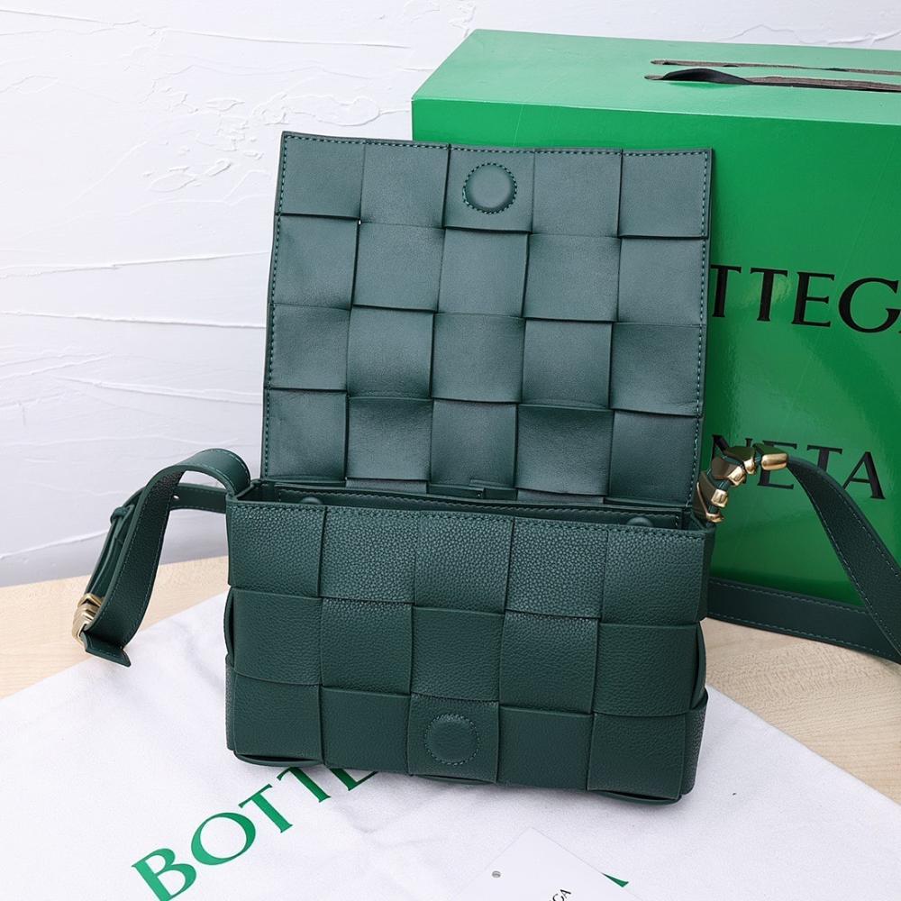Stylish Refined Leather Shoulder Bag