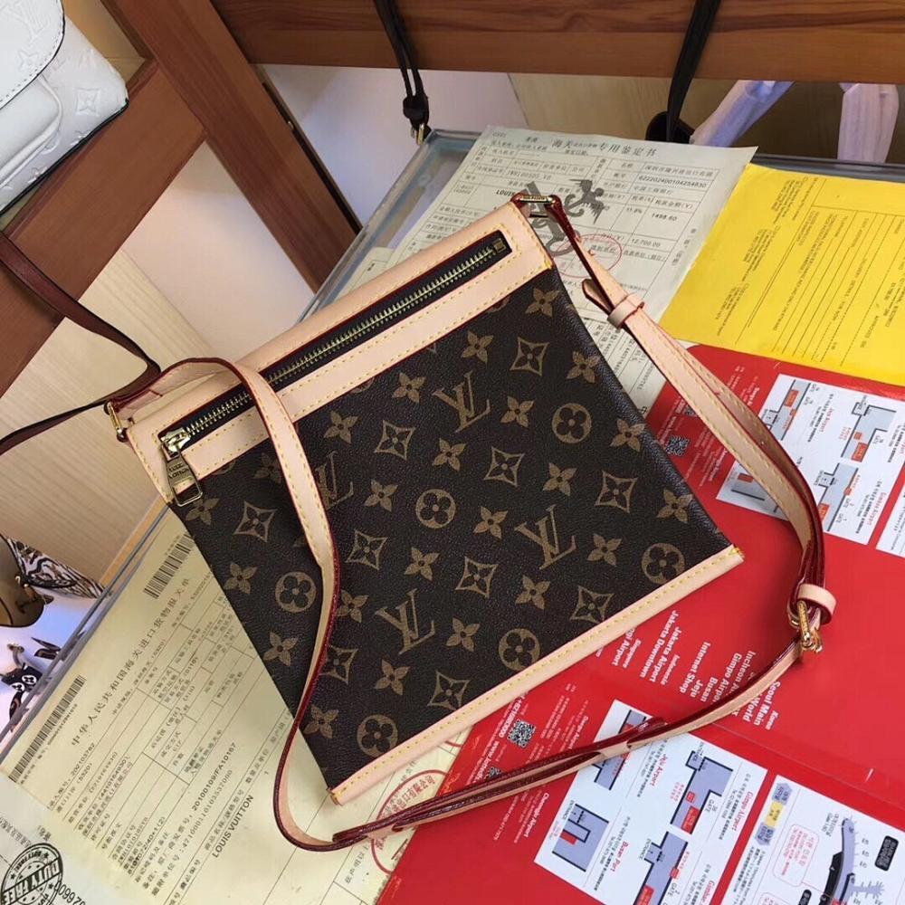 Italian-Inspired Elegant Leather Bag