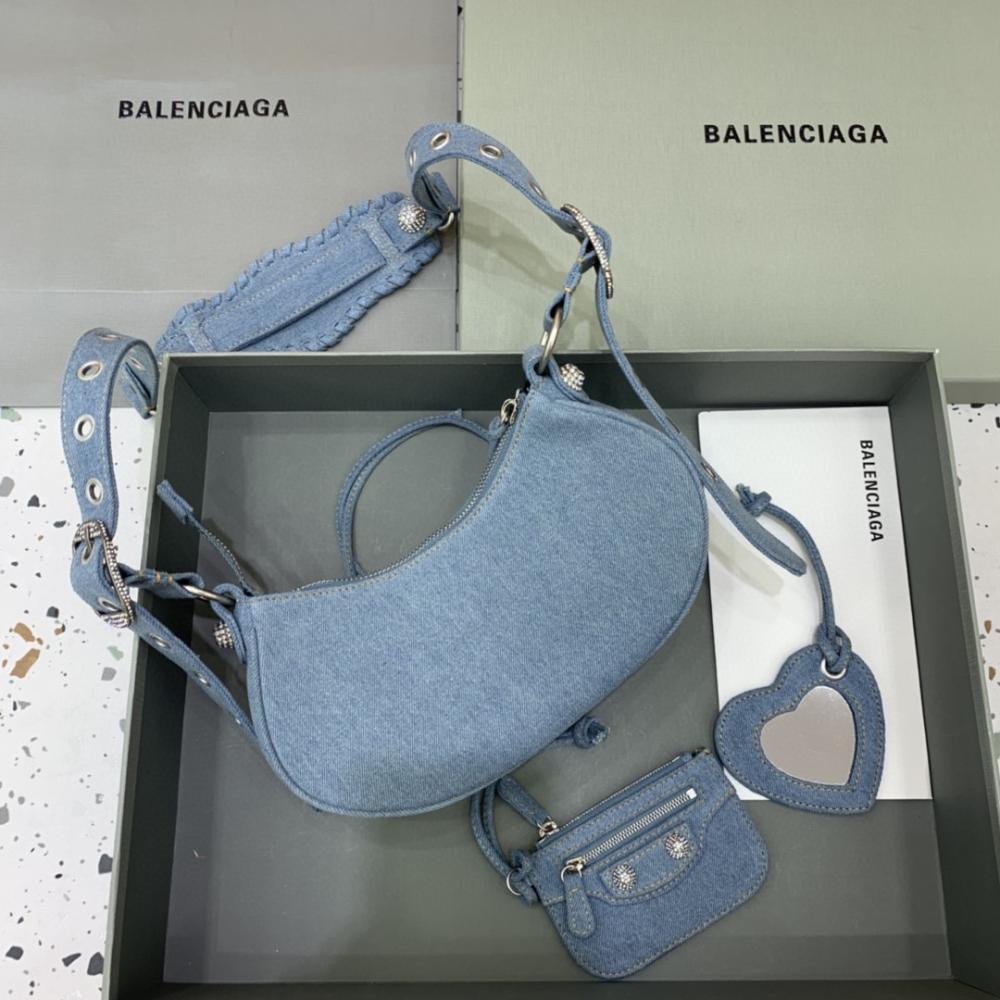 Modern Shoulder Bag