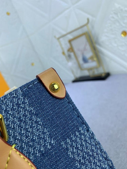 Elegant Refined Denim Crossbody Bag