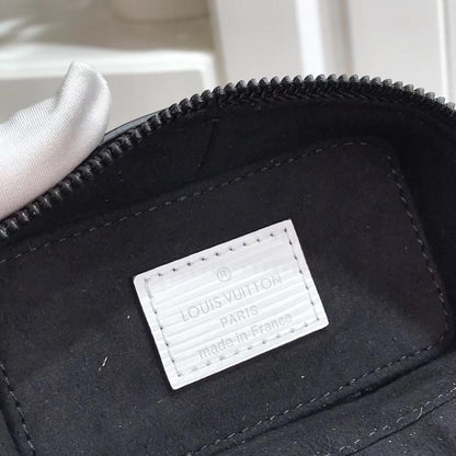 Classic Shoulder Bag