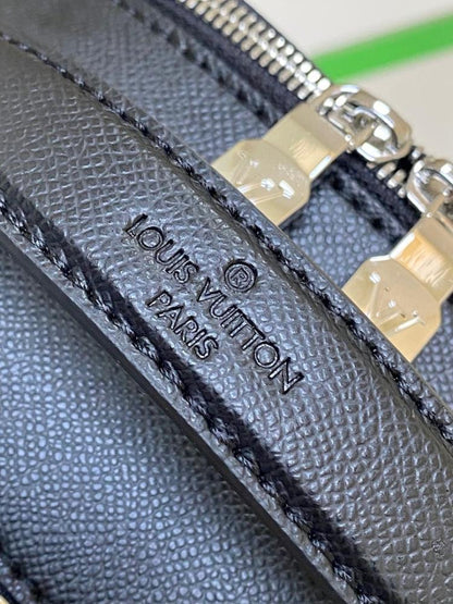 Italian-Inspired Stylish Quilted Leather Crossbody Bag