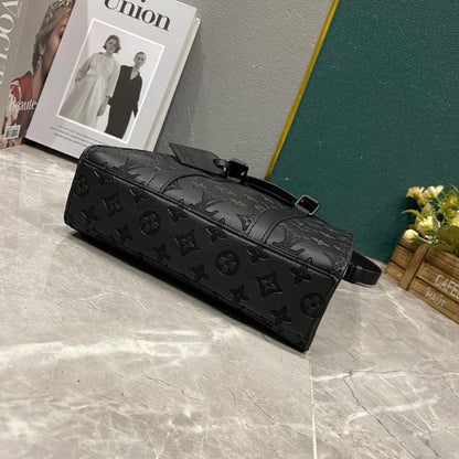 Modern Elegant Leather Crossbody Bag