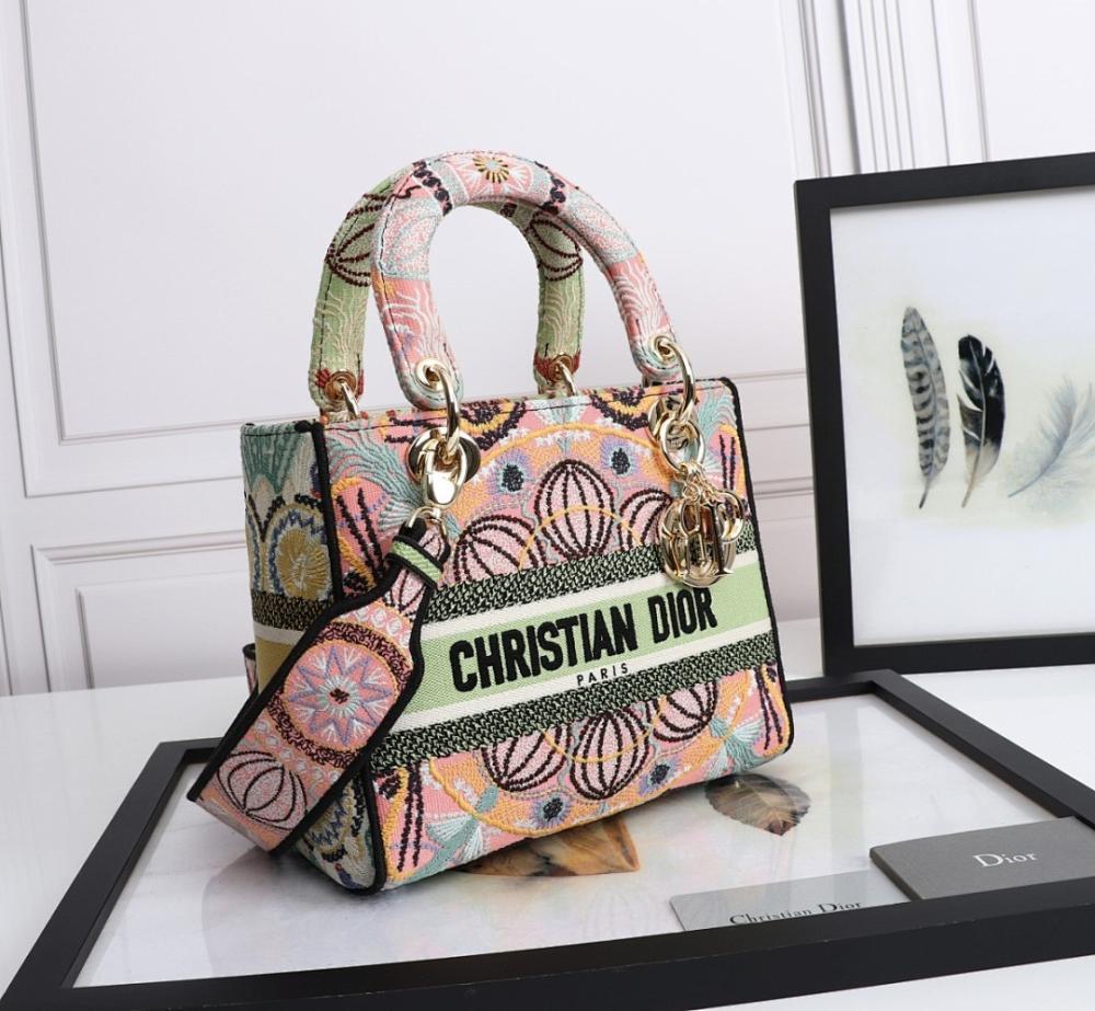 Modern Gold Embroidered Shoulder Bag – Limited Edition