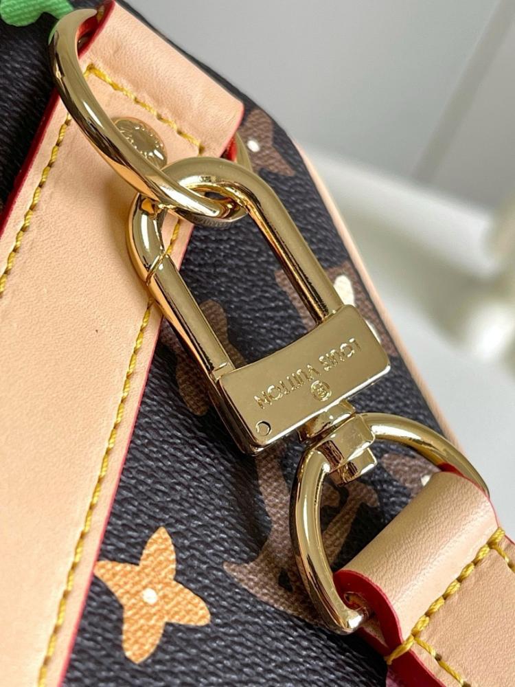 Italian-Inspired Stylish Leather Shoulder Bag