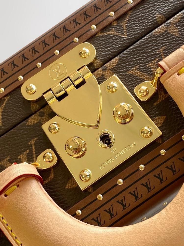 Modern Elegant Studded Leather Top Handle Bag
