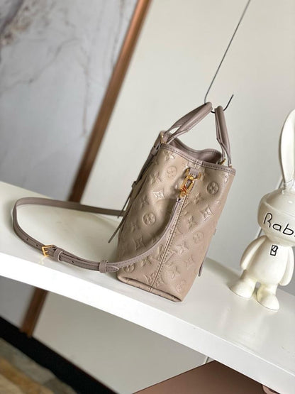 Modern Leather Shoulder Bag