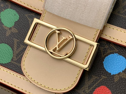 Elegant Shoulder Bag