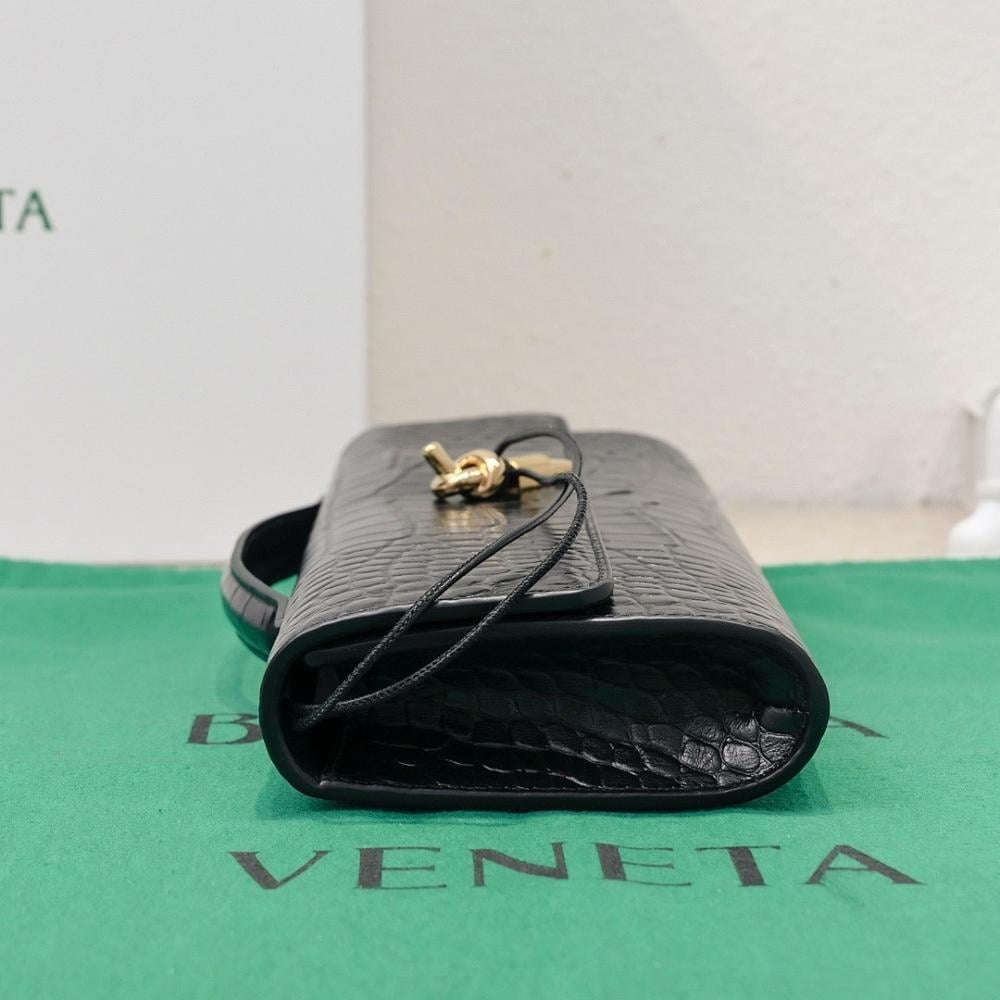 Modern Leather Top Handle Bag