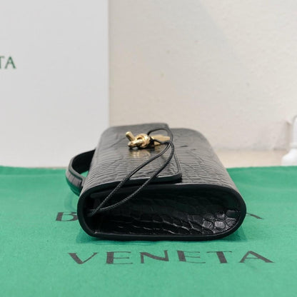 Modern Leather Top Handle Bag