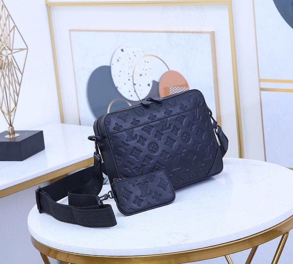 Stylish Printed Leather Crossbody Bag – Special Edition