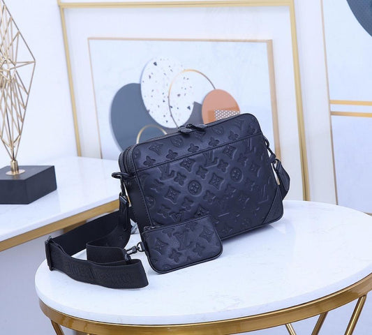 Stylish Printed Leather Crossbody Bag – Special Edition