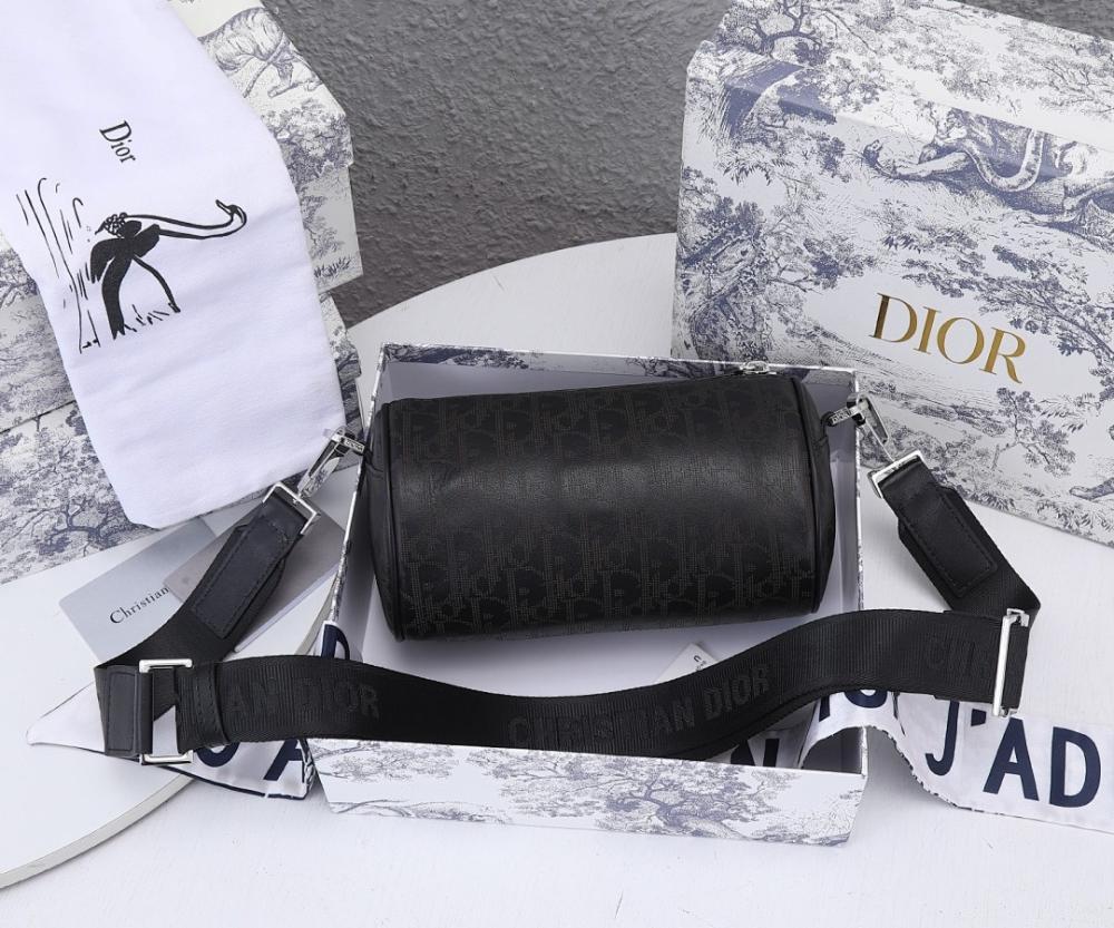 Elegant Refined Black Printed Leather Crossbody Bag