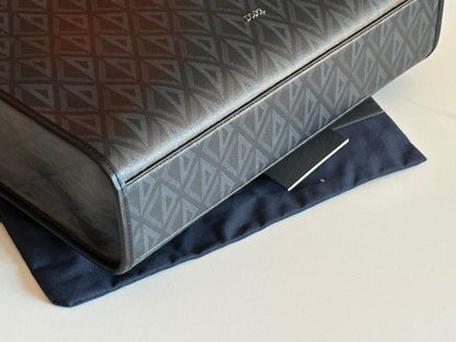 Modern Printed Leather Shoulder Bag – Special Edition