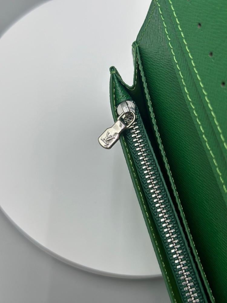 Stylish Refined Monogram Wallet