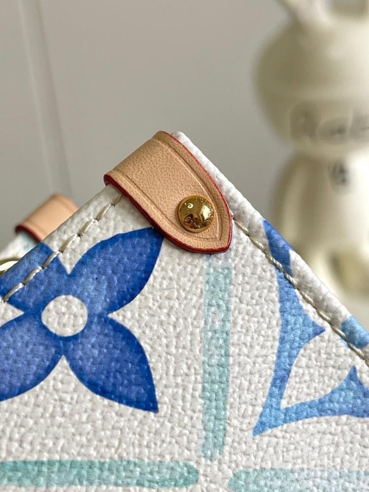 Modern Italian-Inspired Canvas Shoulder Bag