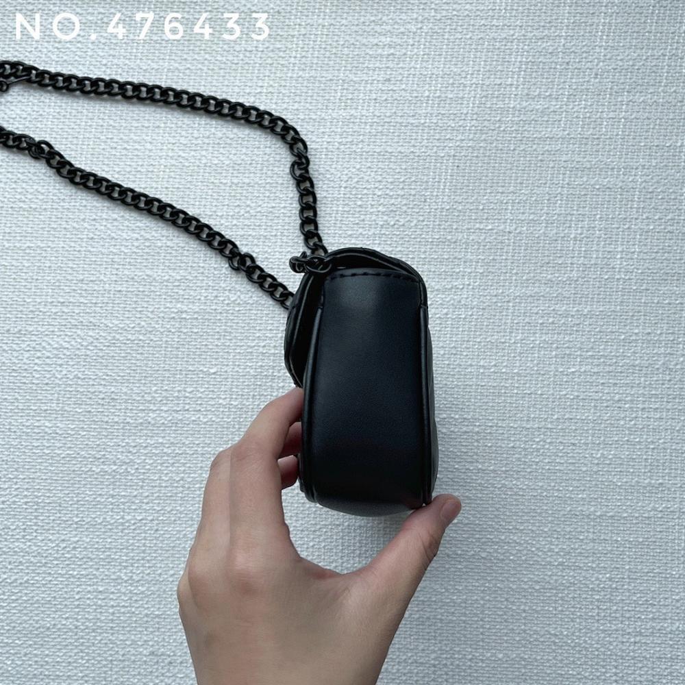 Modern Refined Leather Shoulder Bag