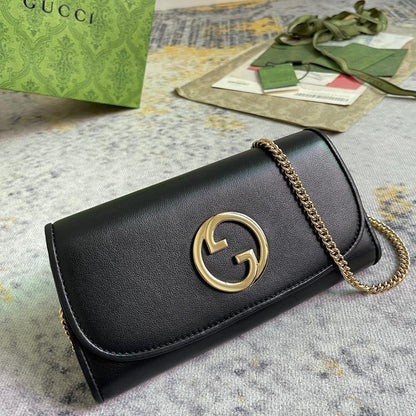 Modern Refined Shoulder Bag
