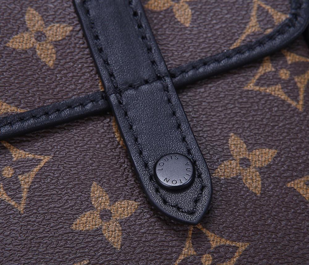 Modern Stylish Calfskin Crossbody Bag