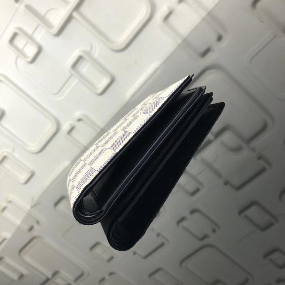 Elegant Wallet