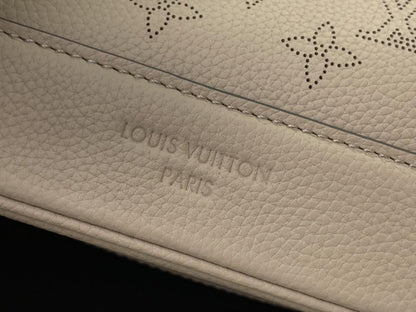 Elegant Shoulder Bag