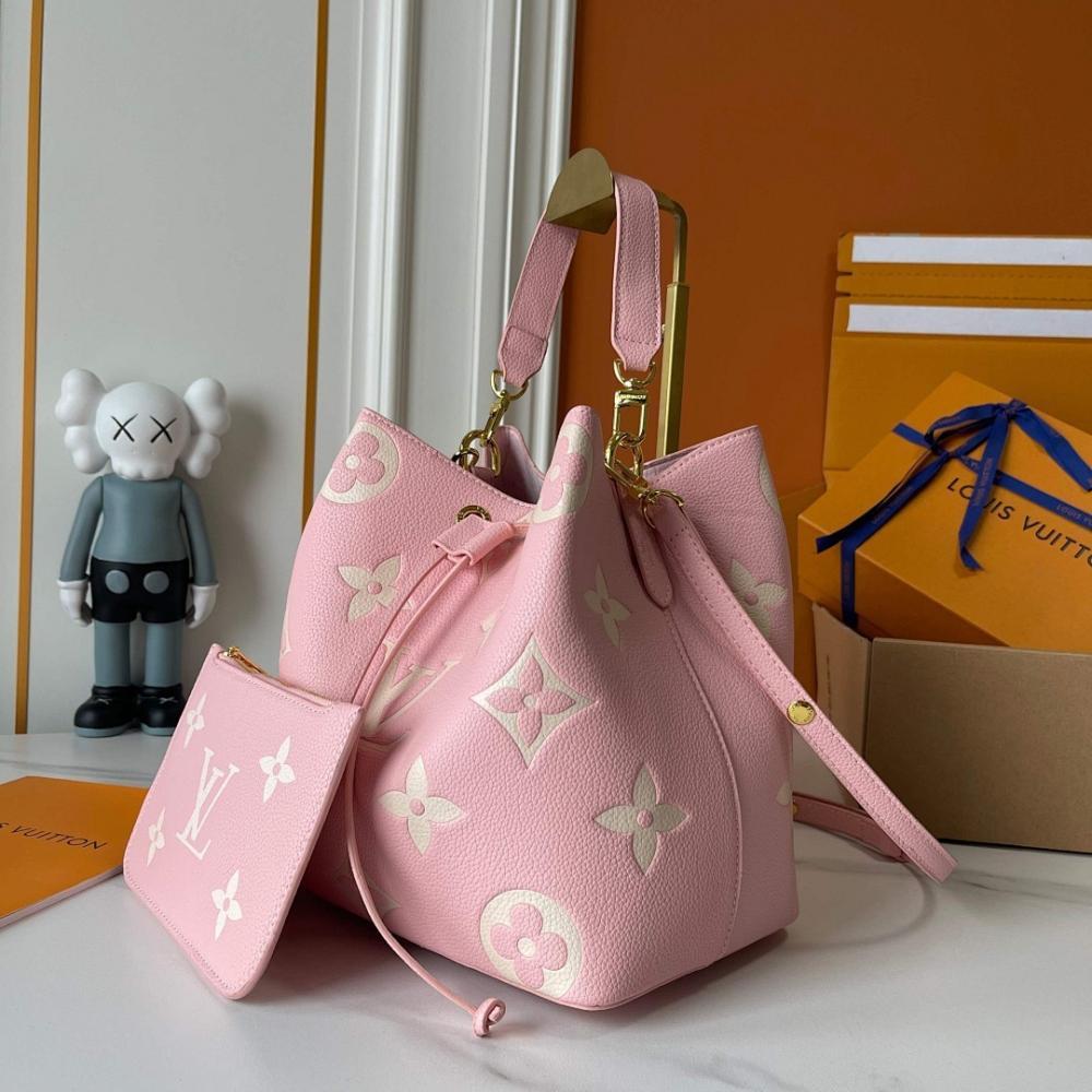 NeoNoe Leather Shoulder Bag