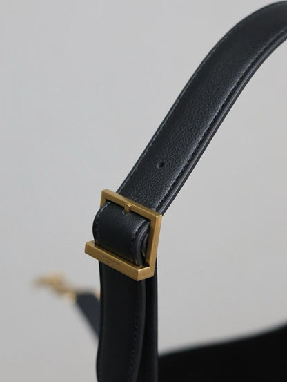 Classic Elegant Leather Bucket Bag – Special Edition