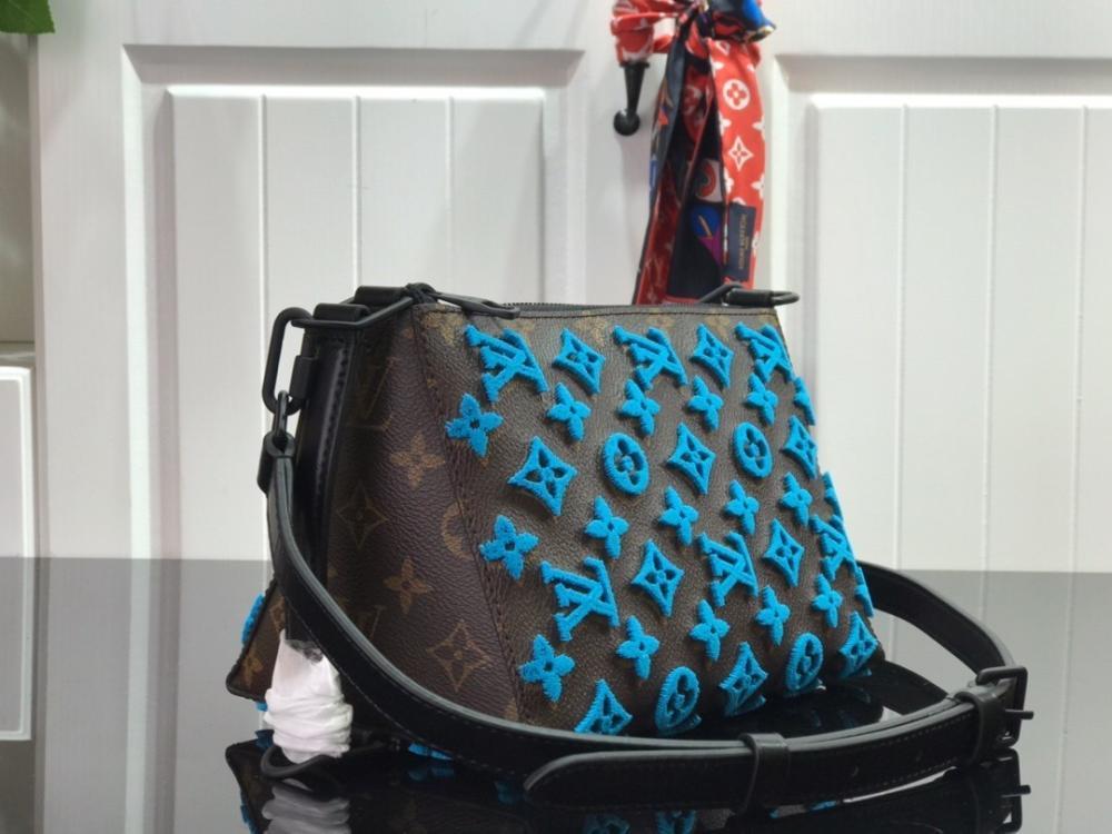 Messenger Bag