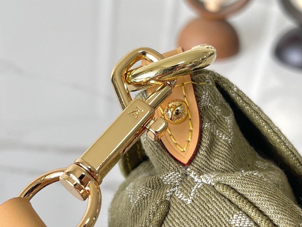 Modern Green Denim Crossbody Bag – Special Edition
