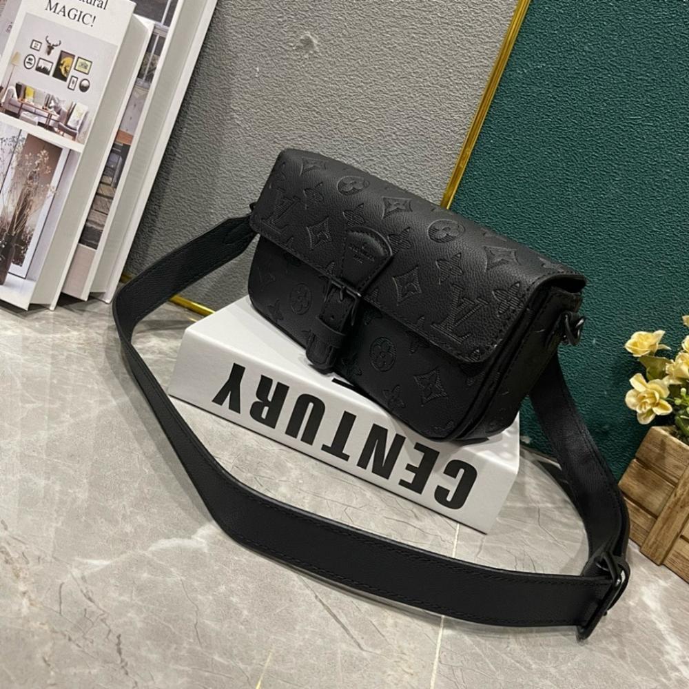 Modern Shoulder Bag