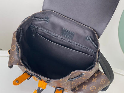 Classic Elegant Leather Shoulder Bag