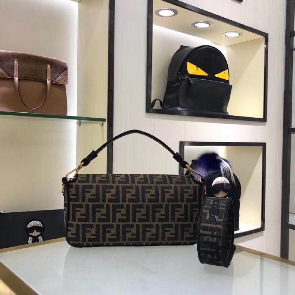 Luxury Elegant Leather Shoulder Bag