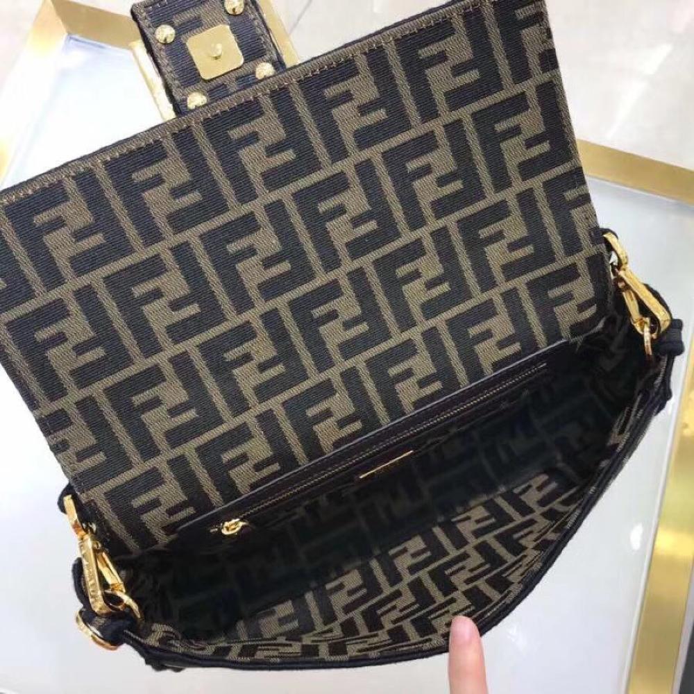 Luxury Elegant Leather Shoulder Bag