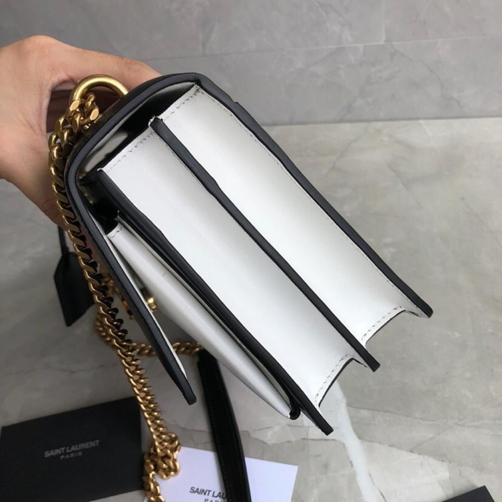 Modern Premium Silver Leather Bag