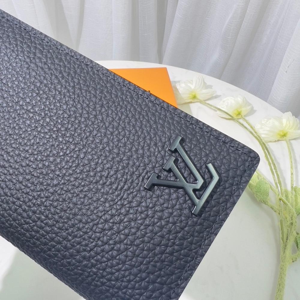 Classic Calfskin Wallet – Special Edition