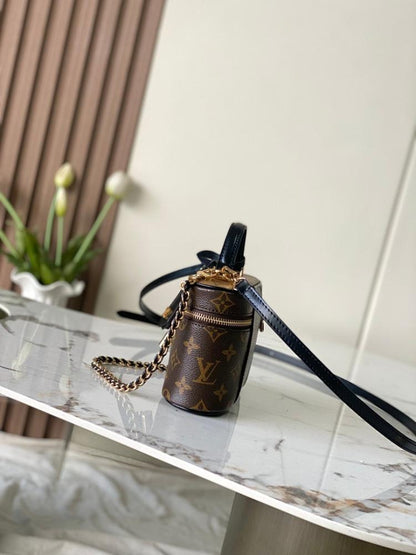 Modern Luxury Woven Leather Bag – Special Edition
