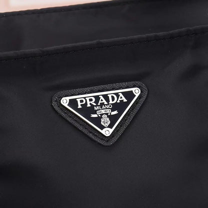 Elegant Stylish Nylon Travel Bag