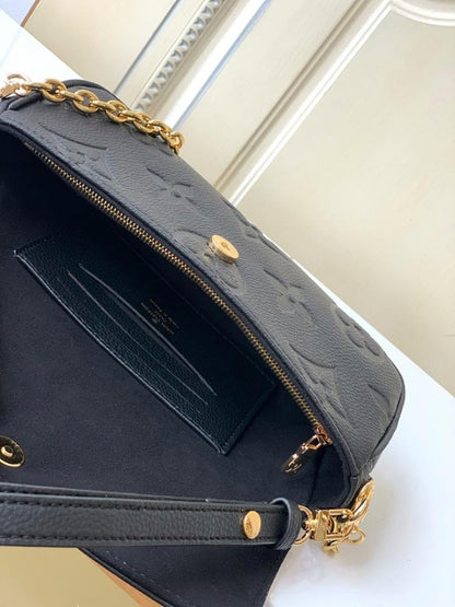 Stylish Premium Canvas Crossbody Bag