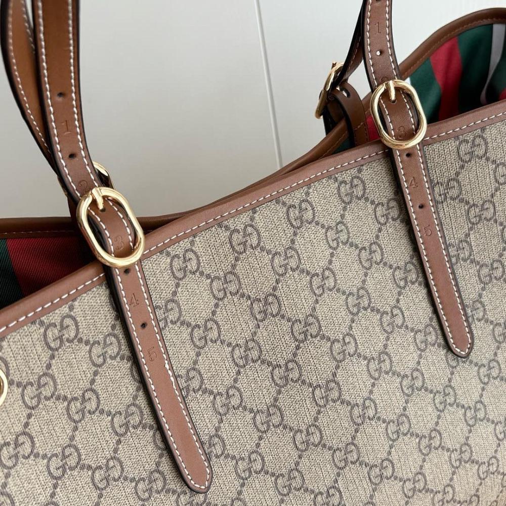Ophidia Tote Bag