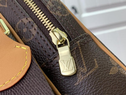 Practical Shoulder Bag