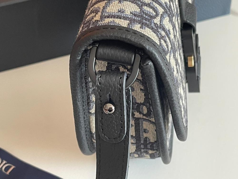 Italian-Inspired Stylish Black Printed Calfskin Shoulder Bag