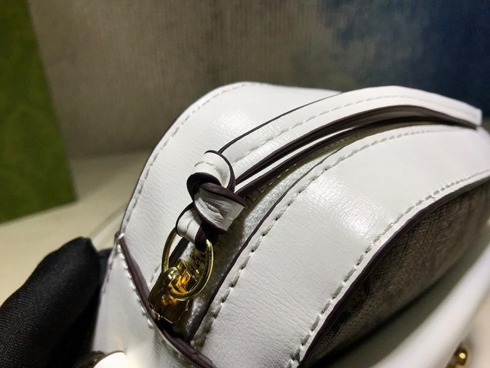 Stylish Shoulder Bag – Limited Edition