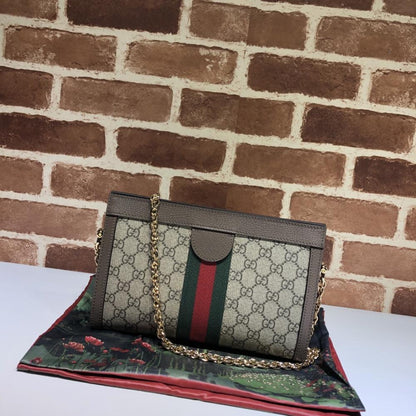 Classic Shoulder Bag