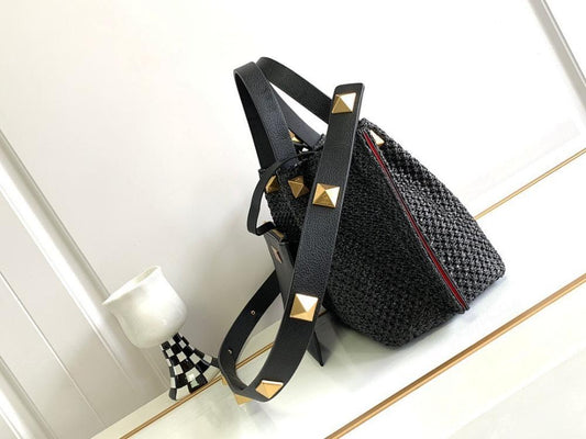 Luxury Stylish Brown Woven Raffia Shoulder Bag