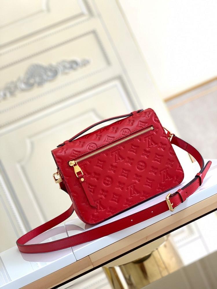Modern Elegant Leather Bag